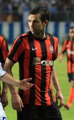 Which trophy did Srna win with Shakhtar in 2009?
