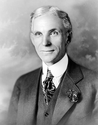Which foundation did Henry Ford II serve as president from 1943 to 1950?