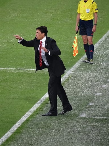 Which club did Chris Coleman start his career with?