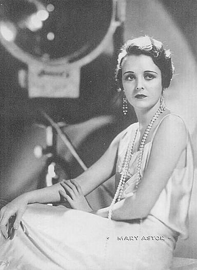 Whose concert pianist character did Mary Astor portray in The Great Lie?