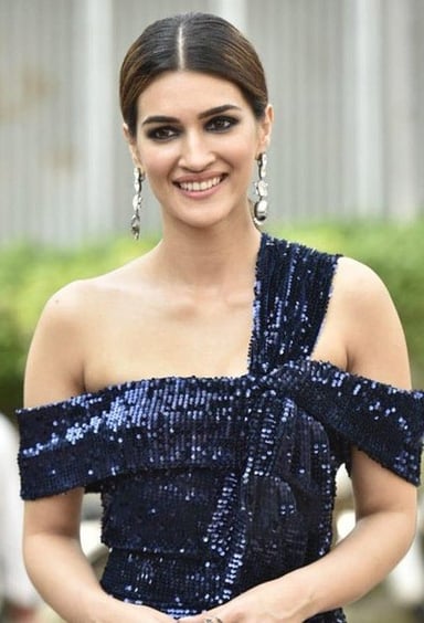 Before acting, what was Kriti's profession?