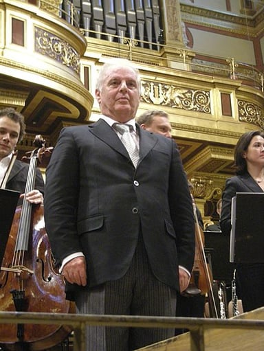 Which orchestra did Daniel Barenboim serve as the general music director from 1992 until January 2023?