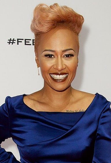 In which year did Emeli Sandé release her first solo single "Heaven"?