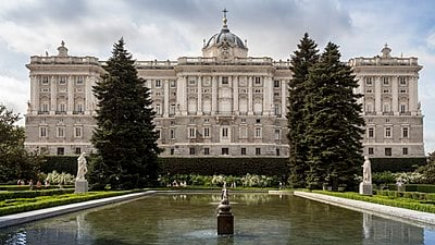 What is the female population of Madrid? [br] (information updated in 2019)