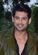 The Ultimate Sidharth Shukla Fan Quiz: Test Your Knowledge on India's Beloved Actor, Model, and Host!