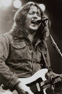 Rory Gallagher IQ Test: 31 Questions to Determine Your Smartness