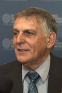 Unraveling the Exceptional: The Dan Shechtman Quiz on Nobel-Winning Chemistry