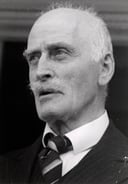 Mastermind: Unraveling the Enigmatic World of Knut Hamsun