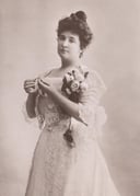 Melba Mania: Test Your Knowledge on the Dazzling Diva, Nellie Melba!