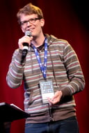 Hank Green: Unveiling the Mind of an Inspiring American Vlogger