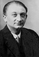 Joseph Roth Knowledge Kombat: 31 Questions to Battle for Superiority