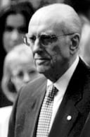The Life and Legacy of Andreas Papandreou: A Titan of Greek Politics and Economics Quiz