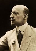 Dive into the World of Gabriele D'Annunzio: An English Quiz Unveiling the Renaissance Author