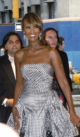Iman worked extensively with which designer?
