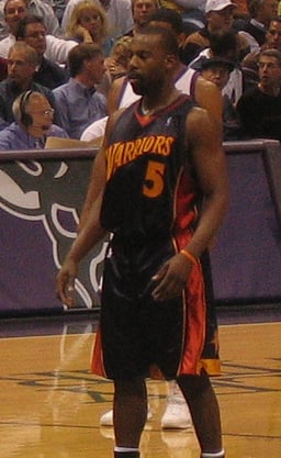 What number jersey did Baron Davis wear during his time with the New York Knicks?