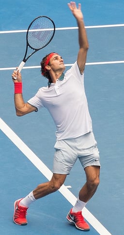 What is the age of Roger Federer?