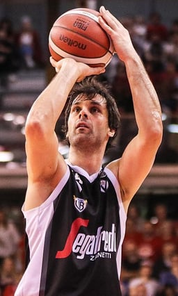 Which team did Teodosić play for in Greece?