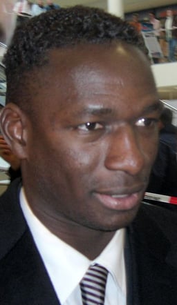 Did Mahamadou Diarra play for the Mali national team?