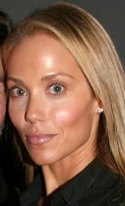 What is Elizabeth Berkley best known for in'Saved by the Bell'?