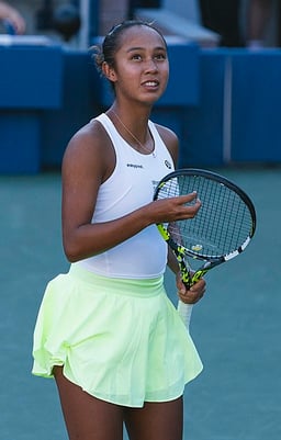 What was Leylah's highest WTA singles ranking as of August 2022?