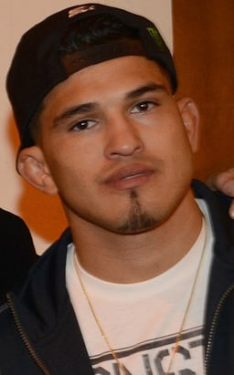 On which date was Anthony Pettis born?