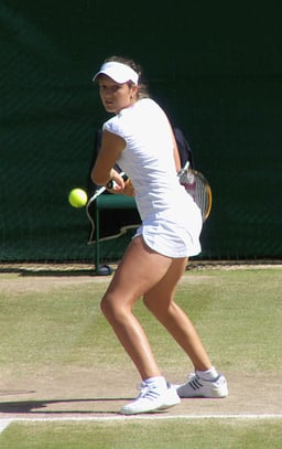 What year was Laura Robson born?