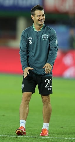 In which year did Hoolahan make his debut for the Republic of Ireland senior team?