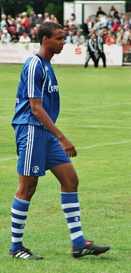 Which year did Matip win the DFB-Pokal with Schalke 04?