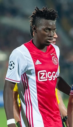 Which club did Bertrand Traoré play for straight before moving to Aston Villa?