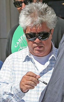 When did Almodóvar receive an honorary doctoral degree from the University of Oxford?