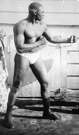 How much did Sam Langford weigh in his prime?