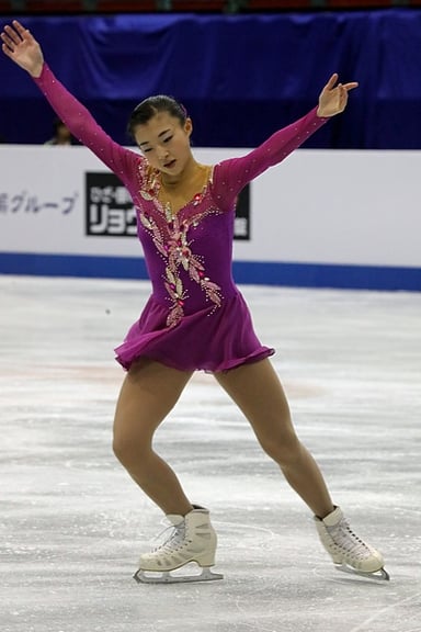 What brand of skates does Kaori Sakamoto use?