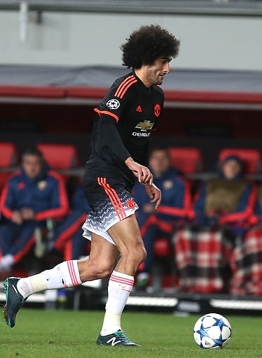 Which youth team did Fellaini first play for?