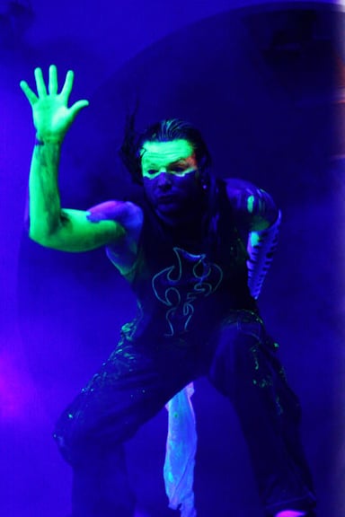 Which wrestling promotion is Jeff Hardy currently signed to?