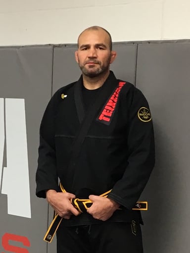 What is the height of Glover Teixeira?