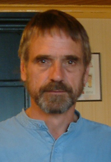 What is the full name of the actor Jeremy Irons?