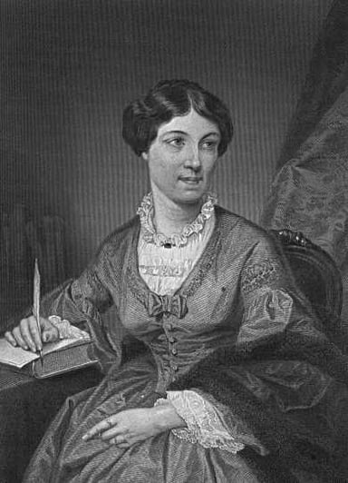 Harriet Martineau's statue was gifted to which college?