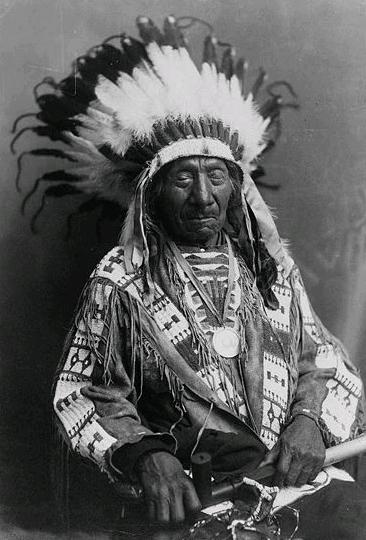 What position did Red Cloud hold among the Oglala Lakota from 1868 to 1909?