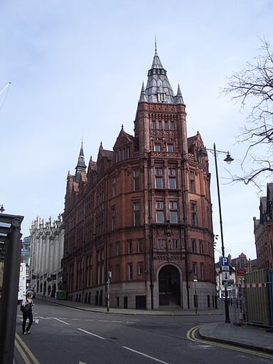 Was Alfred Waterhouse a President of the Royal Institute of British Architects?