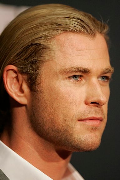 What is the name of the character Chris Hemsworth plays in the Thor series?