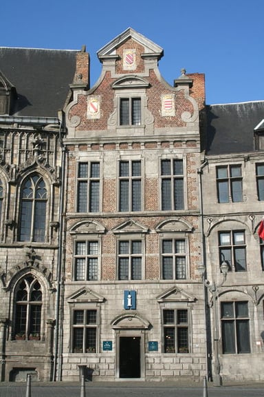 Which UNESCO World Heritage site is located in Mons?
