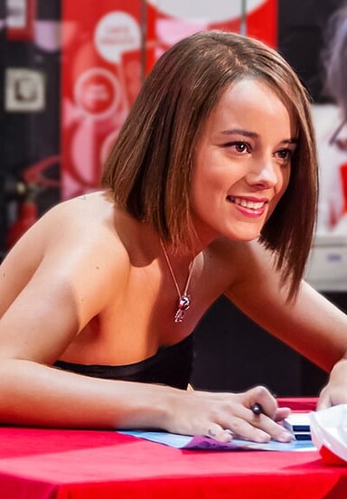 Which song did Alizée cover that was originally by Madonna?