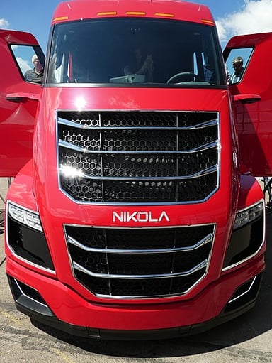 What fuel source did Nikola Corporation's first semi-truck concept use?