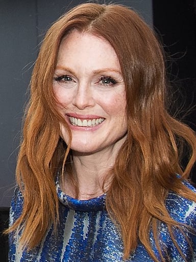 Which character did Julianne Moore portray in the HBO film "Game Change"?
