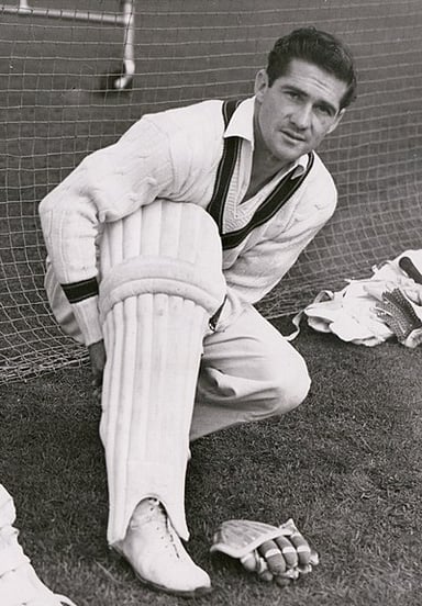 How many of Neil Harvey's brothers represented Victoria in cricket?