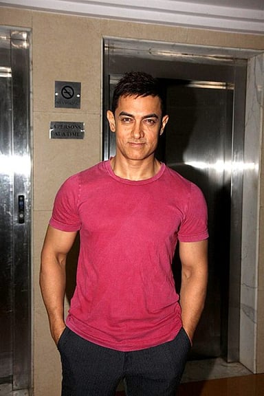 Which film marked Aamir Khan's directorial debut?