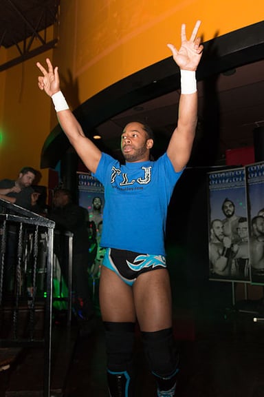What finishing move is Jay Lethal best known for?