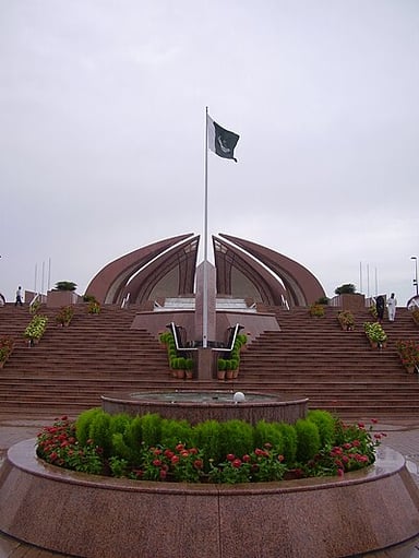 What is the primary purpose of the Pakistan Monument in Islamabad?