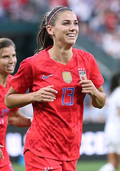 Which French team did Alex Morgan play for in 2017?