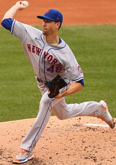 Which team did Jacob deGrom previously play for in the MLB?